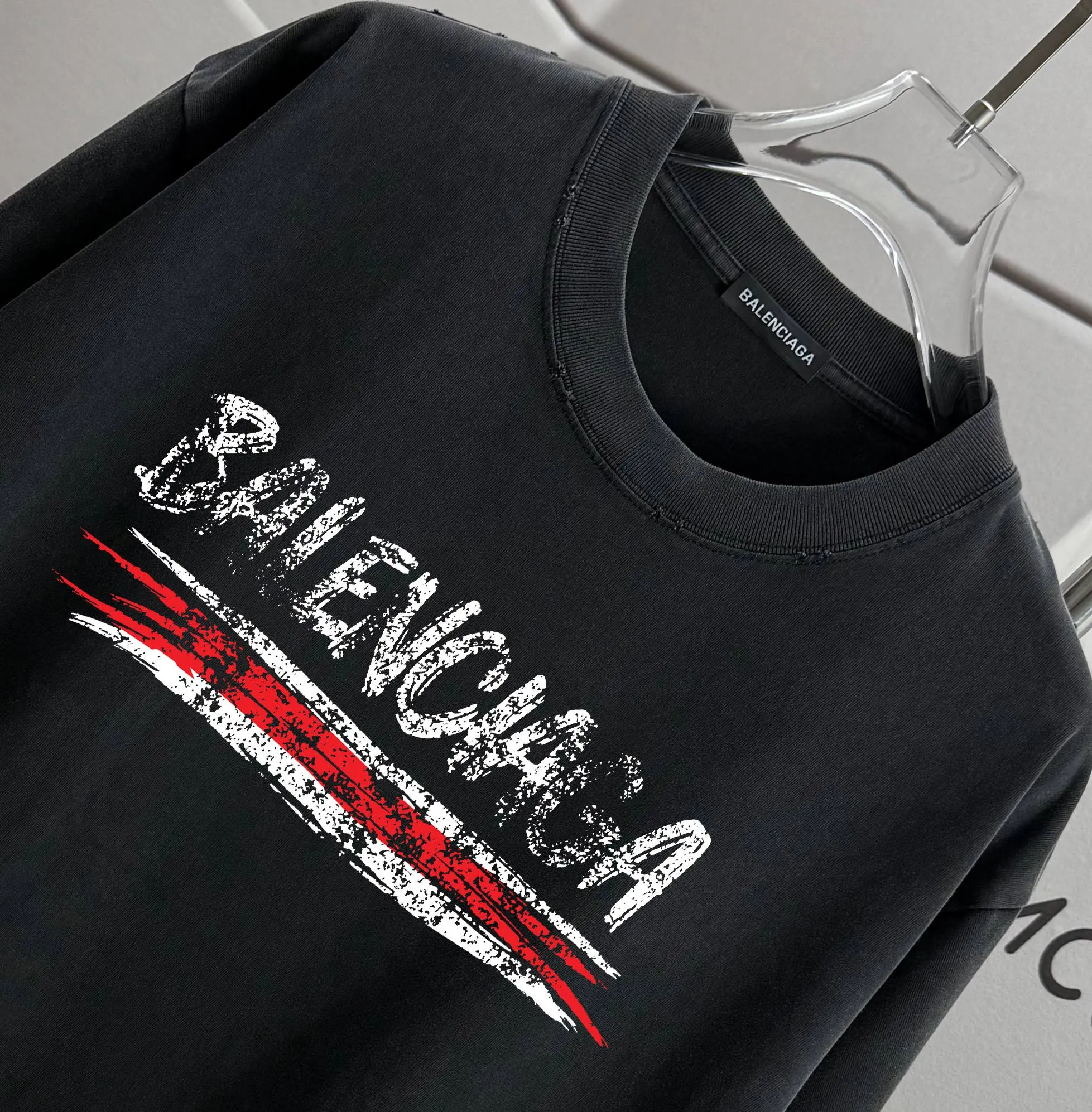 # * Balenciag*2026 New Arrival 320 tee Same Style : Size :S M L XL XXL Size： S （90-130 ） M （120-150 ） L （140-165 ） XL （160-180 ） XXL （180-210 ）